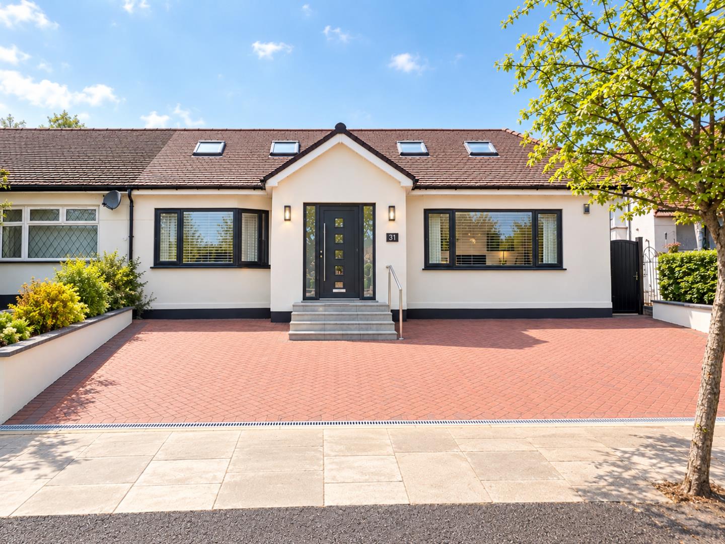 Highview Gardens, Edgware, HA8, Edgware